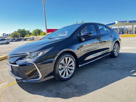 TOYOTA COROLLA 2.0 VVT-IE FLEX XEI DIRECT SHIFT TOYOTA COROLLA 2.0 VVT-IE FLEX XEI DIRECT SHIFT